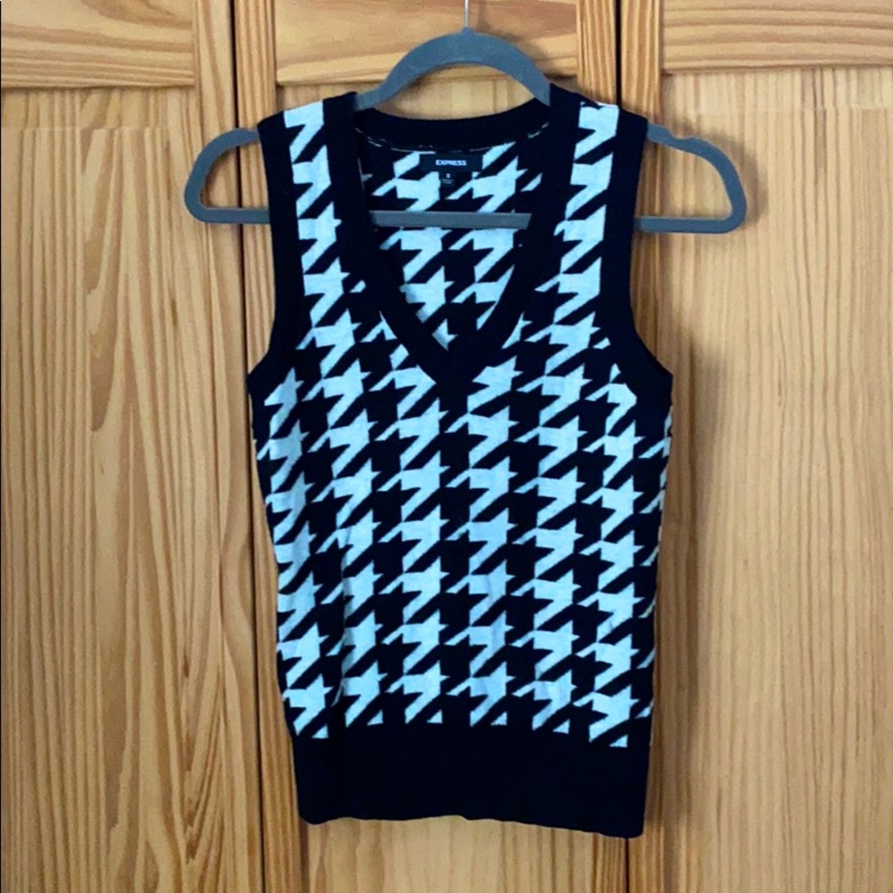 Express Small vest, houndstooth